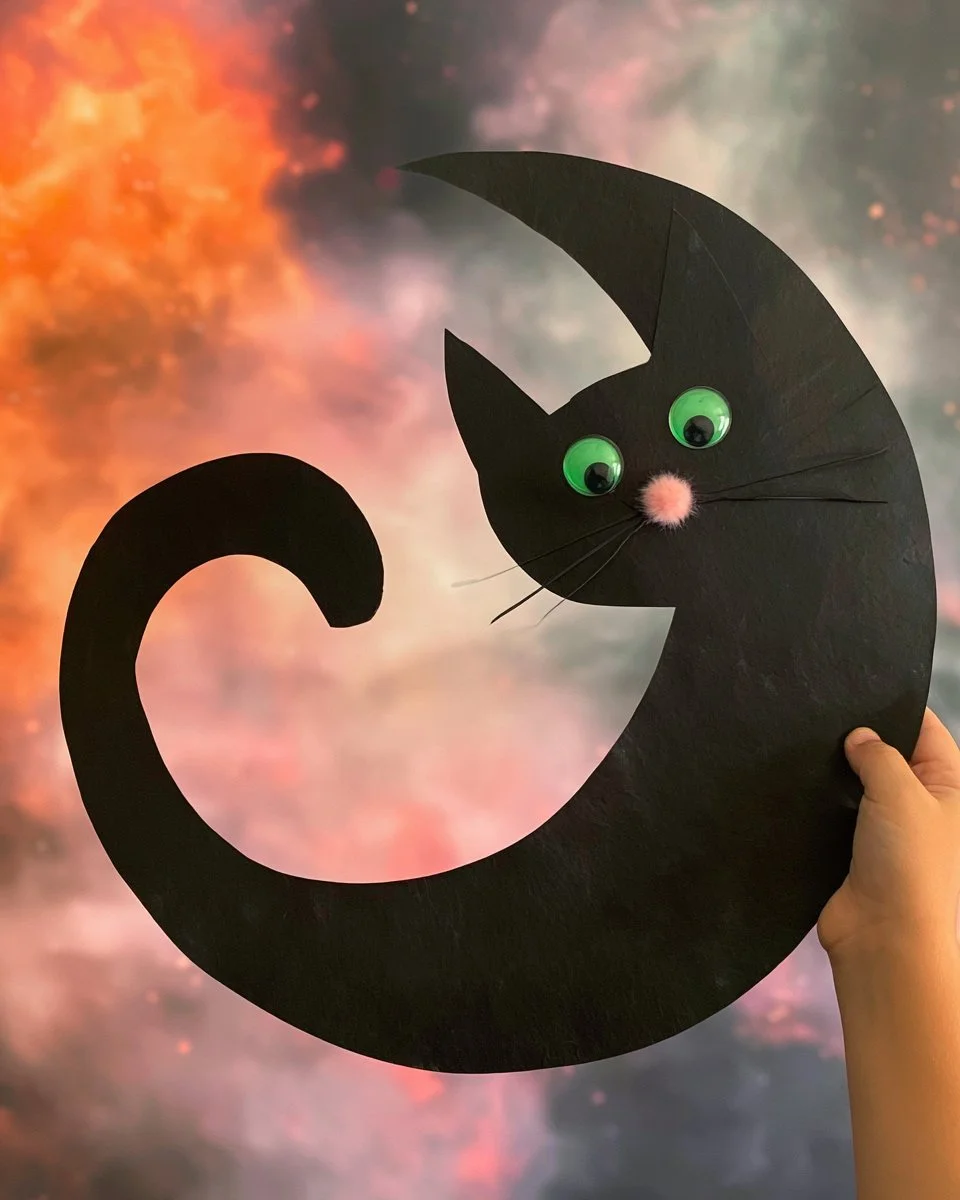 Black cat paper plate craft for kids fun Halloween activity