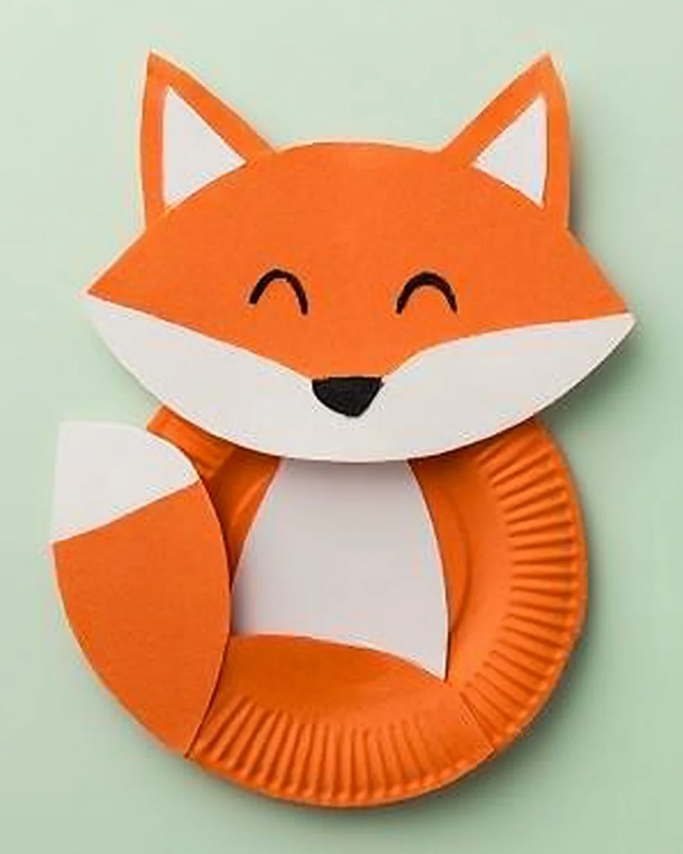 Red Fox Paper Plate Craft showcasing a fall-themed fox made from paper plates.