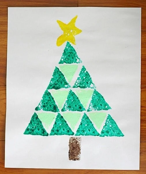 Christmas tree sponge painting tutorial for festive holiday art
