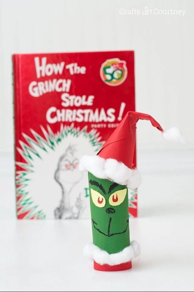 Toilet paper roll Grinch craft for Christmas decoration