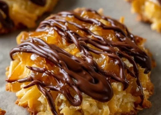 No-bake Samoa Cookies with chocolate, caramel, and coconut toppings